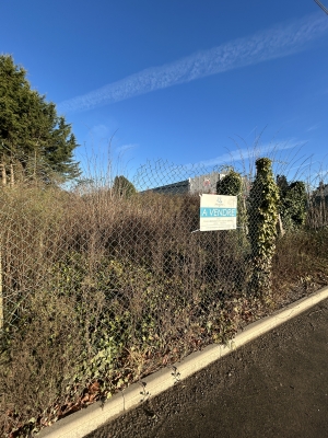 EXCLUSIVITE - TERRAIN A BATIR - ESTREES-MONS - (réf : R0109) - Prix : 25 000 €