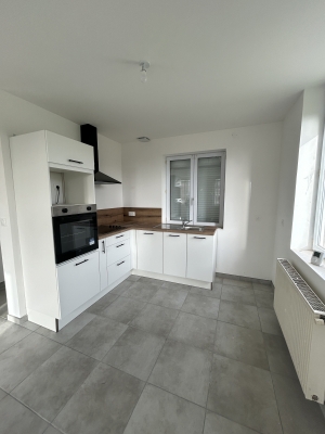 A LOUER - Commune de DRIENCOURT - LOGEMENT REFAIT A NEUF - (réf : M0123) - Loyer : 550 € + 30 € de Charges
