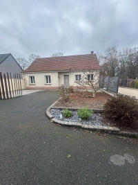 EXCLUSIVITE - A DOINGT-FLAMICOURT - PLAIN-PIED - ON POSE LES MEUBLES - (réf : HR0158) - Prix : 252 000 €