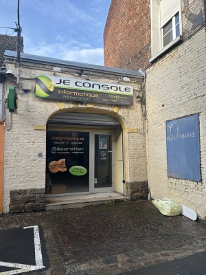 EXCLUSIVITE - PERONNE CENTRE - LOCAL PRO - IDEAL INVESTISSEURS - Prix : 54 000 € (réf : F0115)